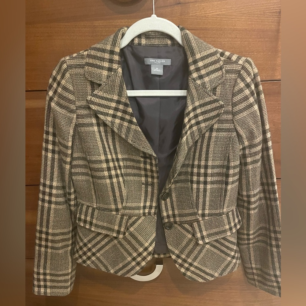 Ann Taylor Woman’s Plaid Blazer